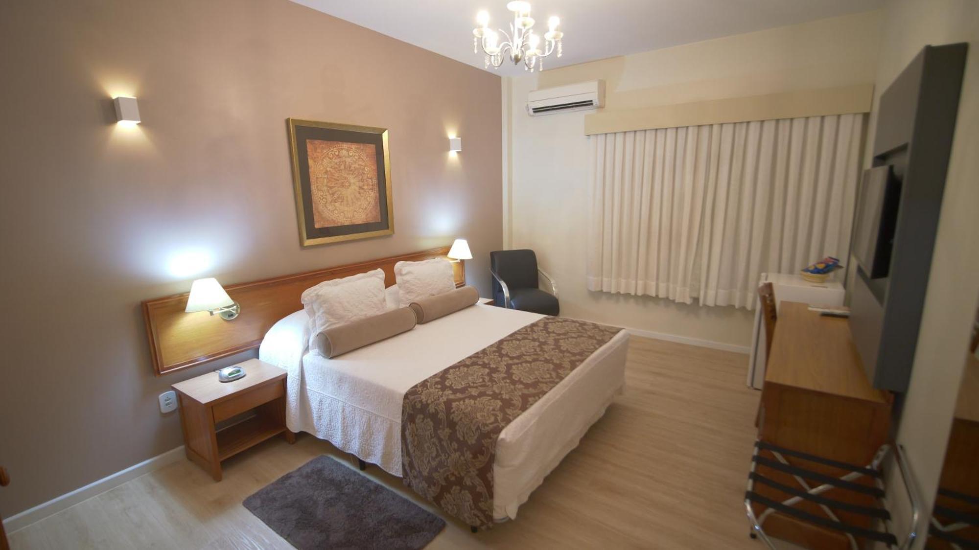 Regente Hotel Unaí Екстериор снимка