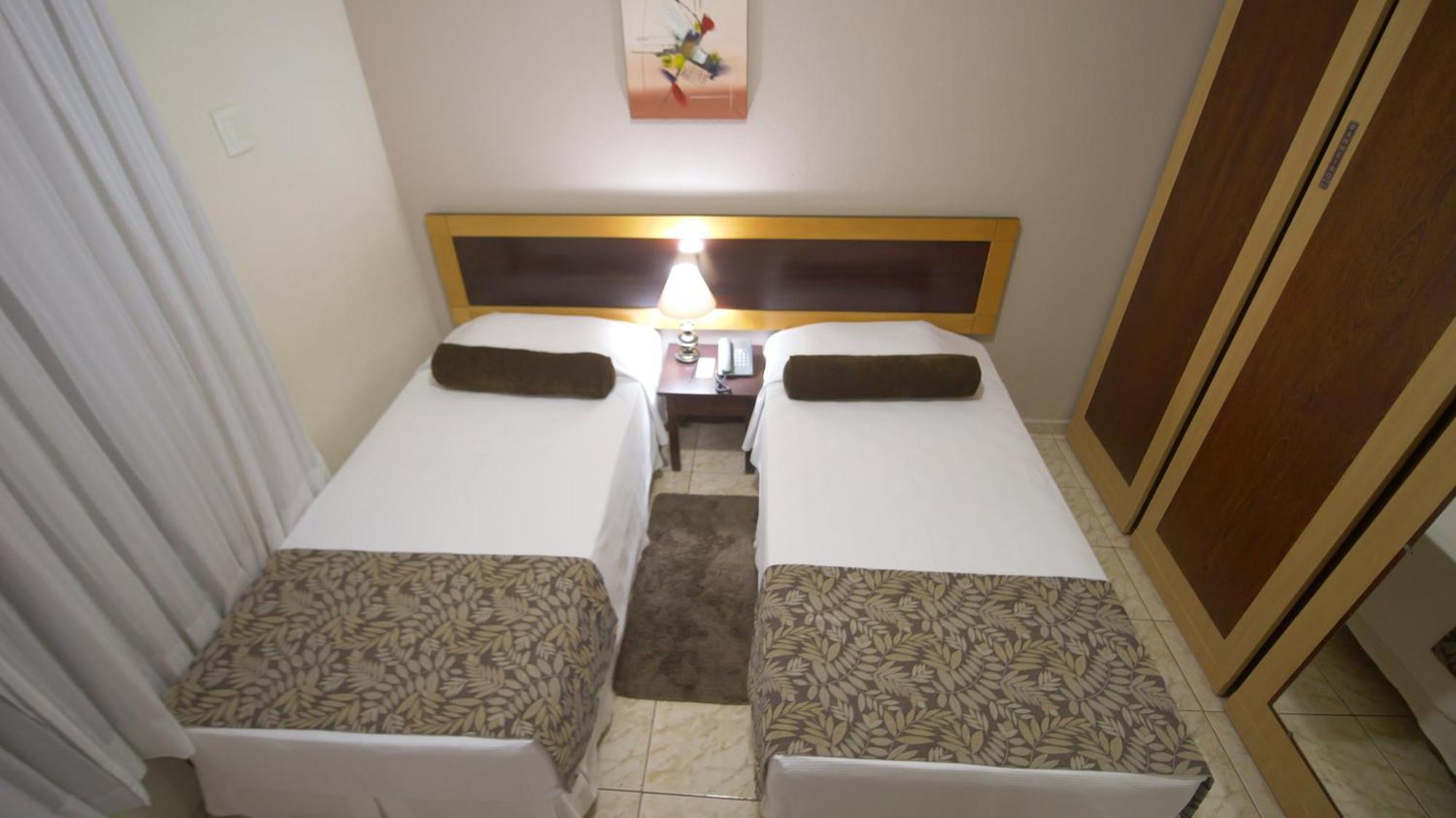 Regente Hotel Unaí Екстериор снимка