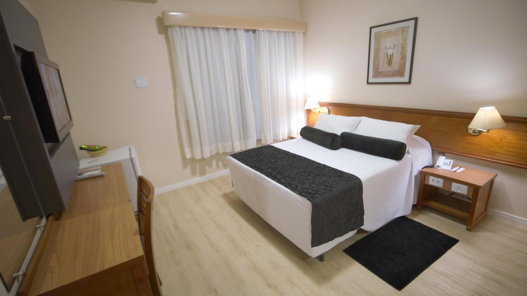 Regente Hotel Unaí Екстериор снимка
