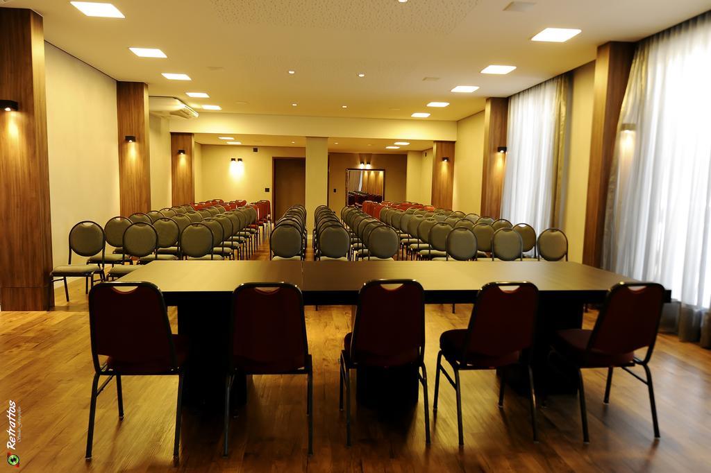 Regente Hotel Unaí Екстериор снимка